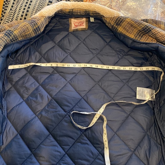 NWT Levi's Quilted Cocoon double breasted lined plaid Coat Sherpa collar medium - Picture 13 of 14
